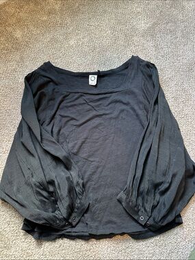 Anthropologie Akemi + Kim Black Long Sleeve Square-Neck Women's Top